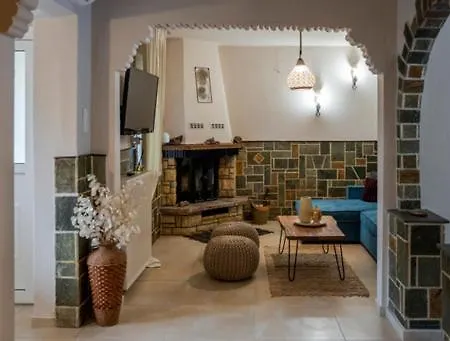 Chara'S Luxury Home Kalambaka Exterior foto