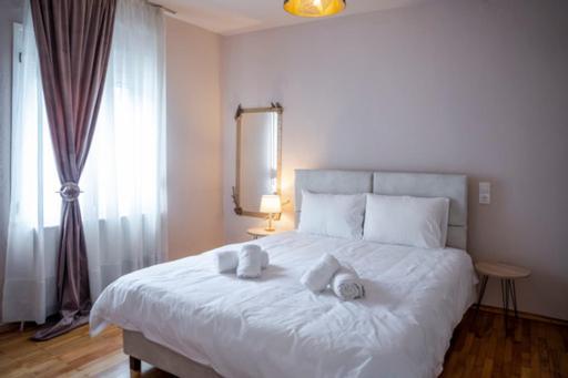 Apartment Chara's Luxury
